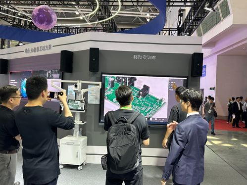 鴻合科技亮相2024高博會,云端一體化加速高等教育數字化落地